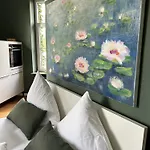 Apartman Studio *