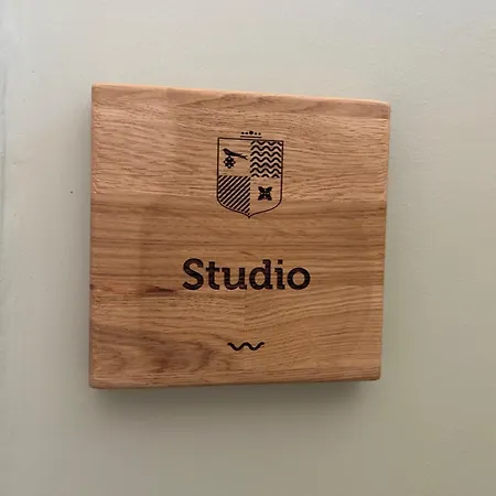 아파트 Studio